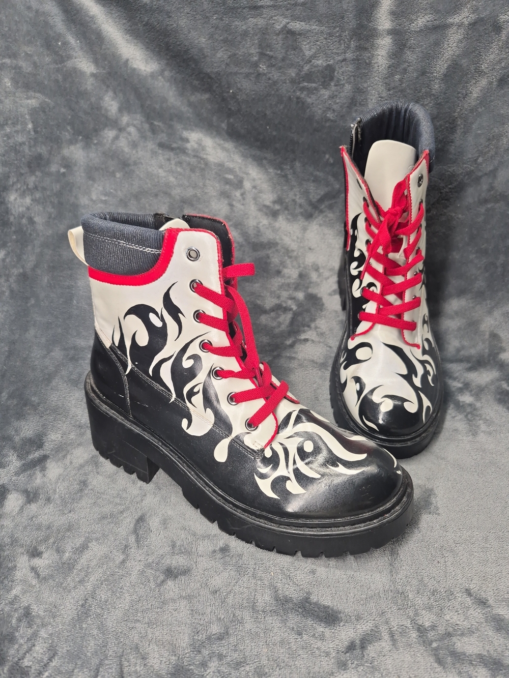 Custome Painted Combat Boots  White &Black Flame With Contrasting Laces Size 8.5